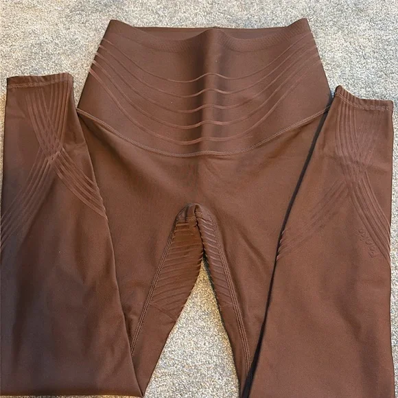 Fanka set size small - Picture 8 of 8